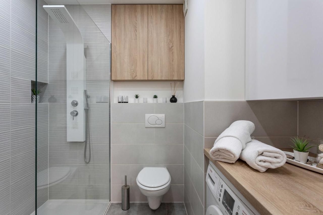 Spacious Apartment In Radnicka Business Zone - Free Parking 자그레브 외부 사진
