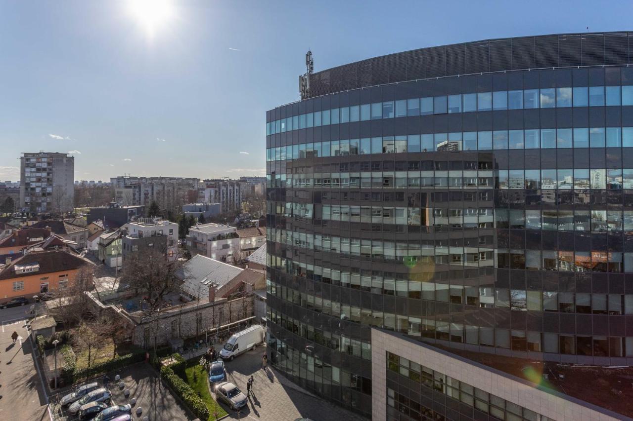 Spacious Apartment In Radnicka Business Zone - Free Parking 자그레브 외부 사진